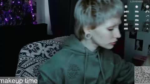 pronoun she. name Mary. age 21. online show from May 10, 2026, 2:55 pm