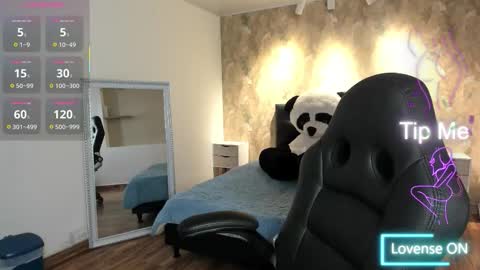 Saya Amaretto  online show from October 6, 2025, 6:16 pm