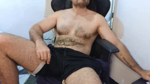 Snapshot of sbastone_muscle chatting on February 19, 2026, 1:40 pm sebastian muscleman daddy the better latin lover online show from February 19, 2026, 1:40 pm