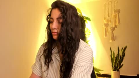 Venus online show from March 11, 2025, 1:23 pm