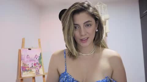 Venus online show from December 3, 2025, 4:38 pm