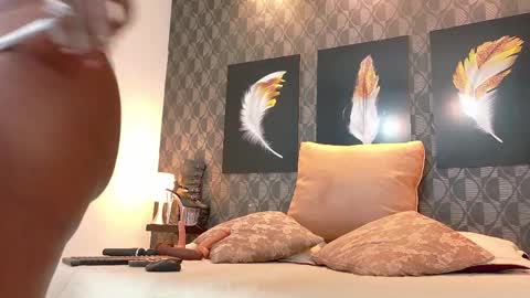 Scarleet online show from April 14, 2026, 12:00 pm