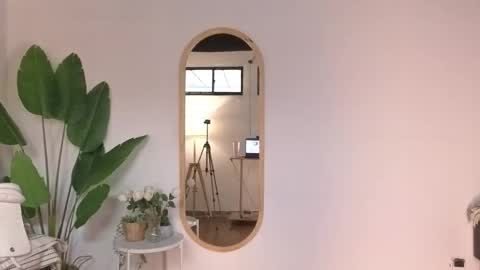 Snapshot of scarlet__15 chatting on February 22, 2026, 1:20 pm scarlet__15 online show from February 22, 2026, 1:20 pm