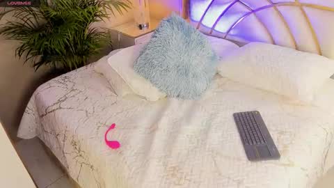 scarlet hill online show from January 5, 2025, 3:22 am