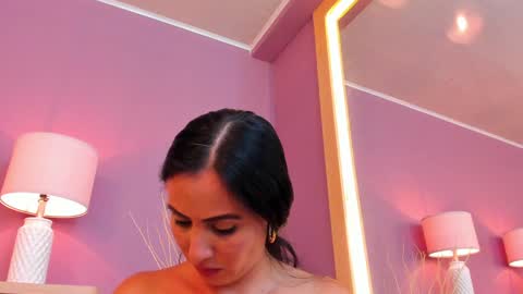 Scarlet Edwars online show from January 22, 2025, 7:03 pm