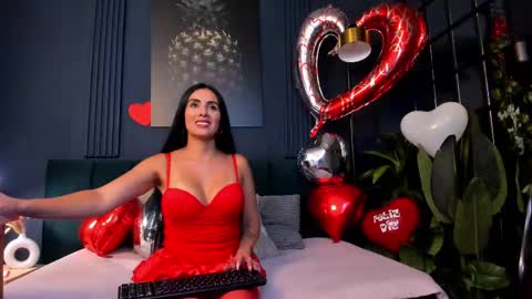 Scarlet Edwars online show from February 14, 2025, 7:44 pm