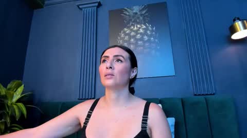 Scarlet Edwars online show from March 20, 2026, 7:08 pm