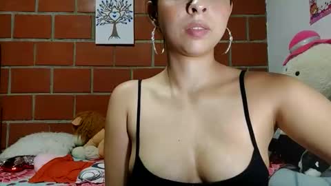 Snapshot of scarlet_muse18 chatting on May 27, 2026, 11:13 pm scarlet_muse18 online show from May 27, 2026, 11:13 pm