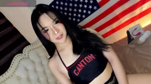 scarlet_sweet6969 online show from February 3, 2026, 3:04 am