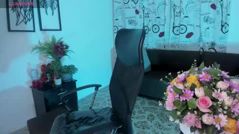 SCARLET online show from September 14, 2025, 3:16 am