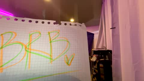 scarlet whisper online show from November 13, 2025, 10:19 pm