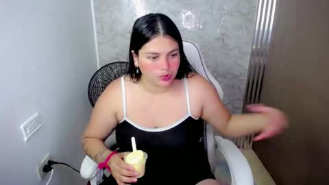 scarleta01 online show from January 15, 2026, 12:43 pm