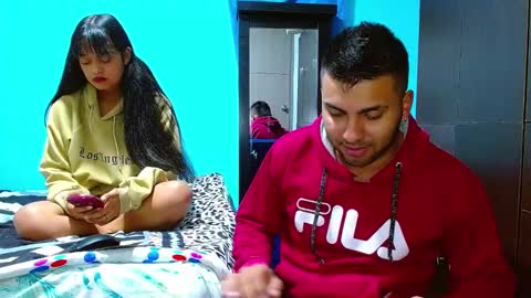 ScarletandRyan28 online show from February 14, 2025, 10:07 am