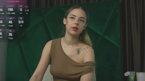 Scarlet online show from October 2, 2025, 9:55 pm