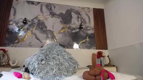 Scarleth online show from April 6, 2026, 3:02 pm