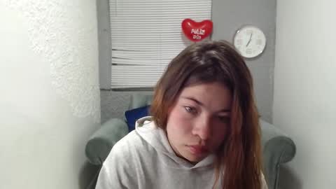 scarlethsexy69 online show from September 26, 2025, 1:04 pm