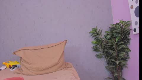 Scarlett 3 online show from February 12, 2026, 3:12 am