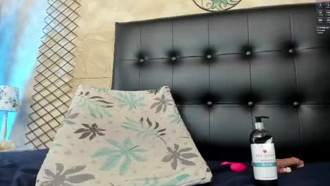 Snapshot of scarlett_1007 chatting on May 31, 2026, 6:09 pm Scarlett online show from May 31, 2026, 6:09 pm