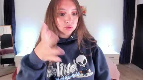 Scarlett online show from October 14, 2025, 11:55 am