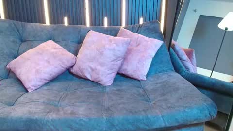 scarlett_aviebby online show from January 8, 2026, 1:02 pm