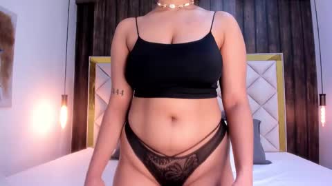 Scarlett  online show from November 23, 2025, 3:50 am