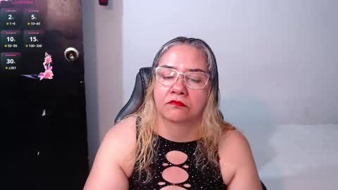 Scarlett  online show from February 11, 2025, 12:28 am