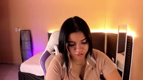 scarlett_enjoy1 online show from January 11, 2026, 4:01 pm