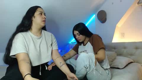 Snapshot of scarlett_evance chatting on October 19, 2025, 8:59 am Scarlett and Jazmin online show from October 19, 2025, 8:59 am