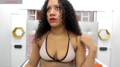 Snapshot of scarlett_fox20 chatting on September 25, 2025, 11:14 am scarlett_fox20 online show from September 25, 2025, 11:14 am