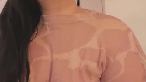 Scarlett  online show from October 16, 2025, 2:45 am