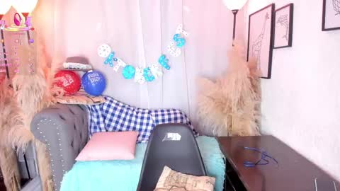 Scarlett Johs online show from September 30, 2025, 11:48 am