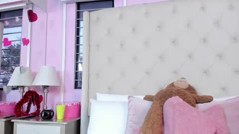 scarlett_leblanc_ online show from March 25, 2026, 12:00 pm