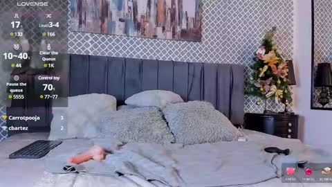 Snapshot of scarlett_moore_ chatting on December 22, 2024, 3:44 pm Scarlett online show from December 22, 2024, 3:44 pm