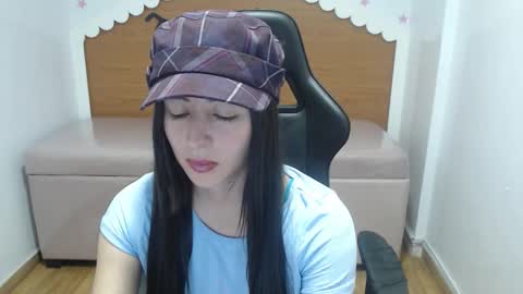 scarlett_percy_t online show from November 10, 2025, 7:35 pm