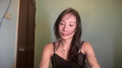 Scarlett online show from December 4, 2025, 4:38 pm