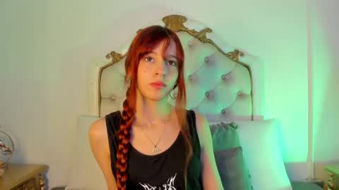 scarlett smith 3 online show from April 22, 2026, 2:25 am