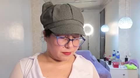 scarlett_widow online show from December 21, 2025, 3:24 am