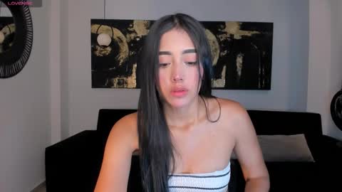 Sacrlett Blaze online show from December 5, 2025, 12:03 pm