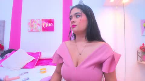 Scarlette  online show from January 24, 2025, 9:37 pm