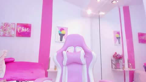 Scarlette  online show from February 26, 2025, 10:47 am