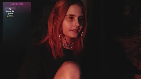 Scarlett online show from October 26, 2025, 4:46 pm