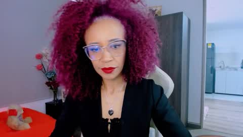 Scarlett online show from February 17, 2026, 9:21 pm