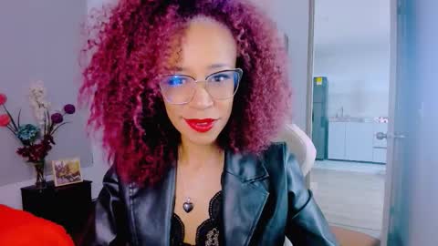 Scarlett online show from March 18, 2026, 7:50 pm