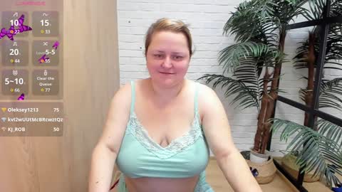 Snapshot of scarlettsoft chatting on December 16, 2024, 8:31 am Scarlett online show from December 16, 2024, 8:31 am