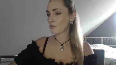 ScarlettxBlonde online show from June 15, 2026, 2:30 pm
