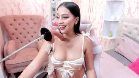 Scarlet online show from November 27, 2025, 1:29 am