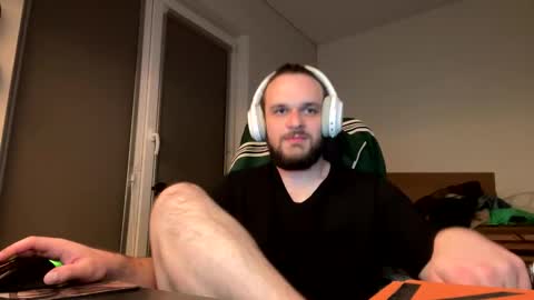 Charlie online show from May 6, 2026, 11:10 pm