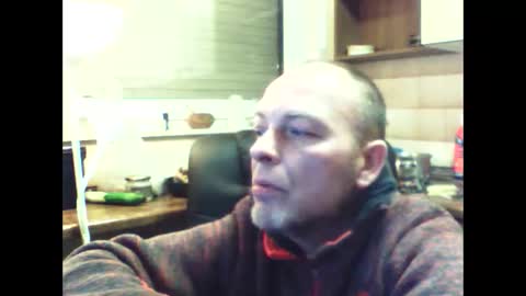 schnibschnab online show from February 15, 2026, 10:17 pm