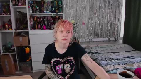 Rina online show from March 27, 2026, 7:03 am