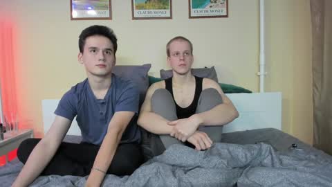 Thomas brunette and Alex blond online show from December 7, 2024, 4:58 pm